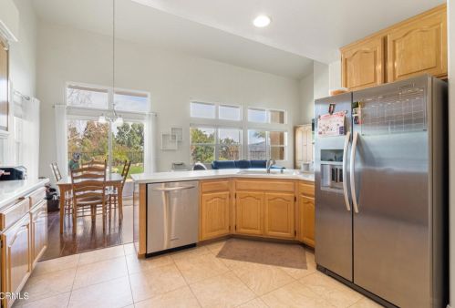 815 Vista Grande Dr, Santa Paula CA  93060-1335 exterior