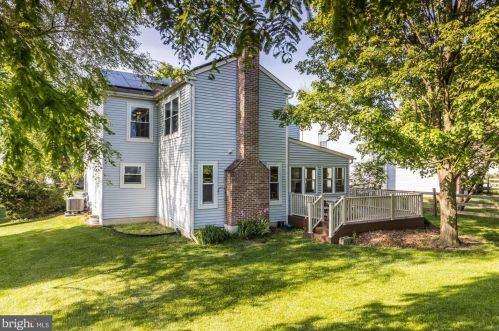 1611 Heather Dr, Downingtown, PA 19335-3577