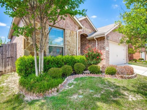 10413 Turning Leaf Trl, Fort Worth, TX 76131-3981
