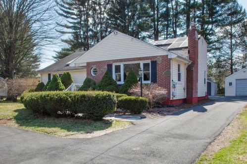 137 Tunxis Ave, Bloomfield, CT 06002-2007