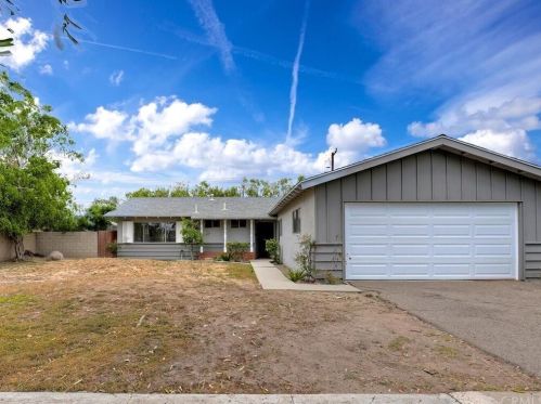 3063 Teranimar Dr, Anaheim, CA 92804-3826