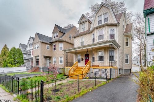 58 Eppirt St, East Orange, NJ 07018-2505