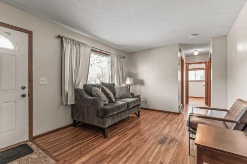 11202 Jefferson St, Minneapolis, MN 55434-2831