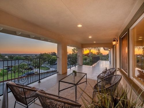 707 Miramar Dr, Fullerton CA 92831-1929 exterior