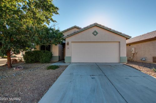 2801 Simplicity Dr, Tucson, AZ 85741-1578