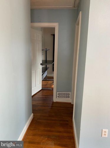 2912 Fairmont St, Falls Church VA  22042-1307 exterior