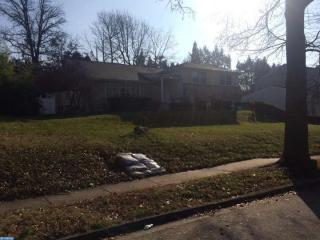 222 Barclay Cir, Cheltenham, PA 19012-1098