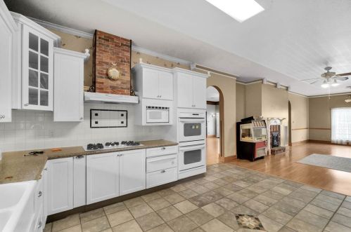11906 Julia Ln, Magnolia, TX 77354-1318