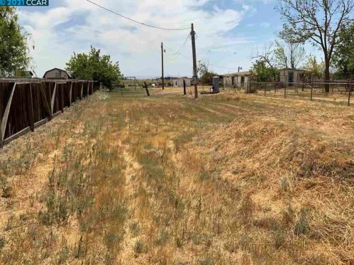 2461 Cypress Rd, Oakley, CA 94561-3630