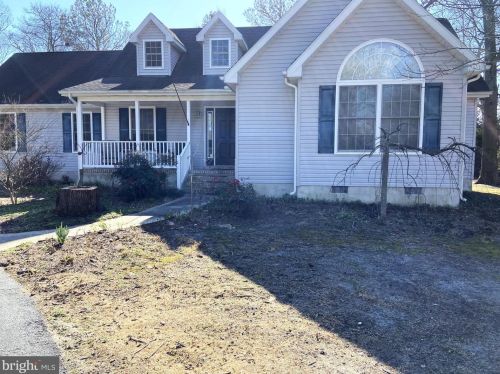 7758 Armiger Dr, Seaford, DE 19973-4321