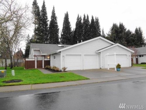 4825 Stratford Ln, Olympia, WA 98501-4819