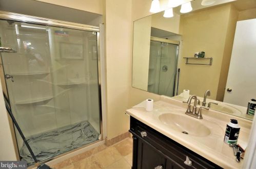 1 Allison Rd, East Windsor NJ  08520-2629 exterior