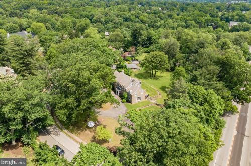 2401 Ashbourne Rd, Wyncote, PA 19095-2212