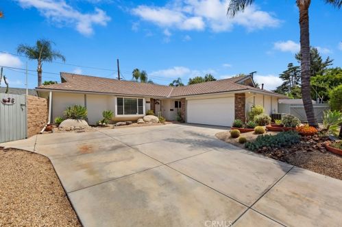 4966 Leafhill Pl, Riverside, CA 92507-5938