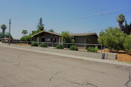 127 Hillside St, Ripon CA  95366-2008 exterior