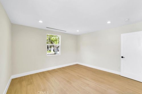 11512 La Maida St, North Hollywood CA  91601-4323 exterior