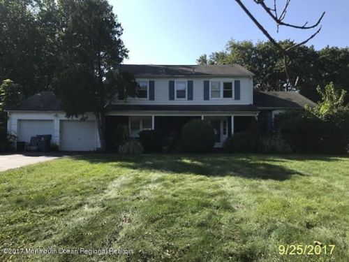 26 Coventry Dr, East Freehold, NJ 07728-3164
