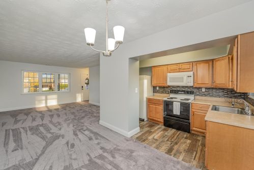 2223 Genevieve Ln, Covington KY  41011-4009 exterior