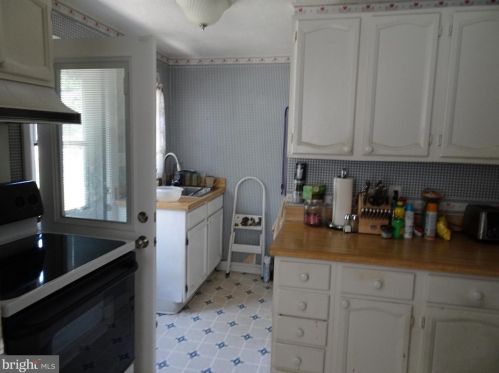 202 Keiser Pl, New Castle, DE 19720-2717
