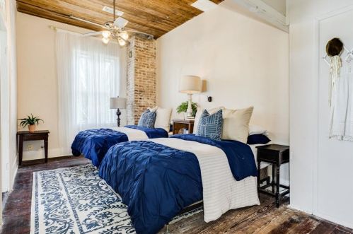 1701 21st St, Galveston TX 77550-4606 exterior