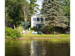 2 Juniper Rd, Raymond, NH 03077-1316