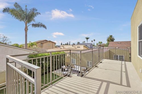 2643 Grandview St, San Diego CA 92110-1031 exterior