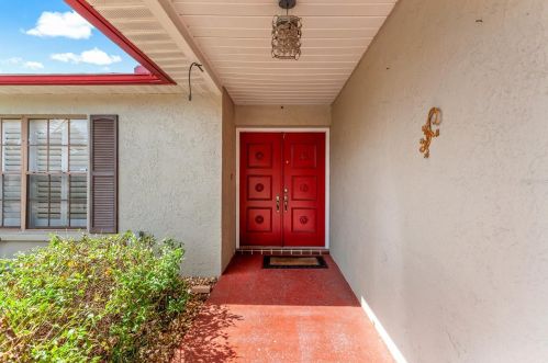 8726 Wabash Ln, Port Richey, FL 34668-2439