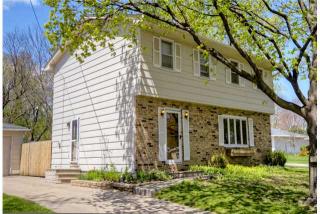 3924 79th St, Des Moines, IA 50322-2408
