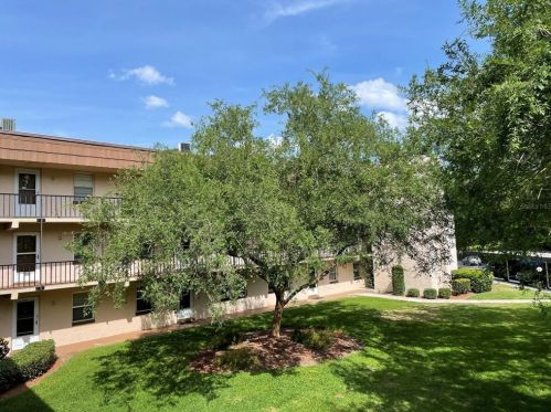 333 Lake Howard Dr, Winter Haven FL  33880-2305 exterior