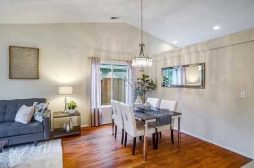 840 Babbs Crk Dr, Gilroy CA  95020-3401 exterior