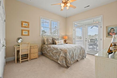 3540 Henrietta Hartford Rd, Mount Pleasant SC  29466-7003 exterior