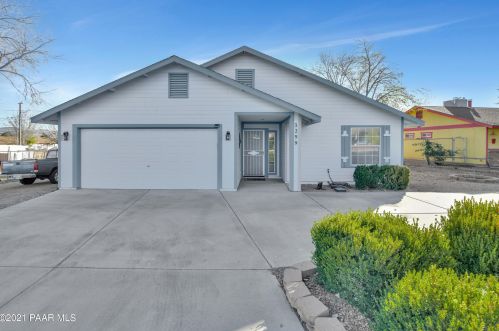 3299 Robert Rd, Prescott Valley, AZ 86314-8427