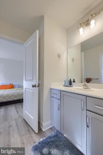 710 Hornblende Ave, Kennett Sq PA  19348-3638 exterior