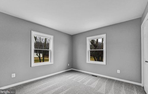 275 Georgetown Rd, Littlestown PA  17340-9757 exterior
