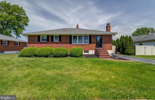 1815 Walter Dr, Wilmington, DE 19810-1533