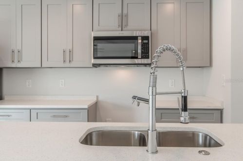 1575 Brown Ave, Orange City FL  32763-4006 exterior