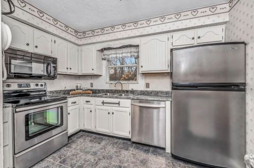 6488 Morning Sun Rd, Miami OH  45056-8841 exterior