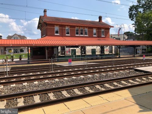 107 Bartholomew Rd, Berwyn PA  19312-1604 exterior