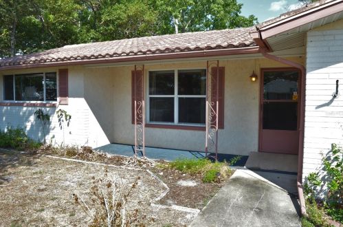 10318 Choice Dr, Port Richey, FL 34668-3108