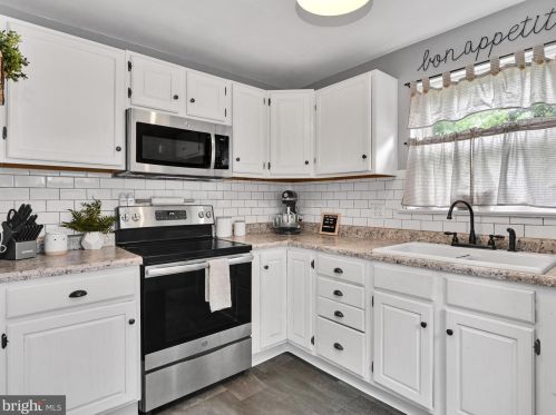 12 Orange St, Ephrata PA  17522-2315 exterior