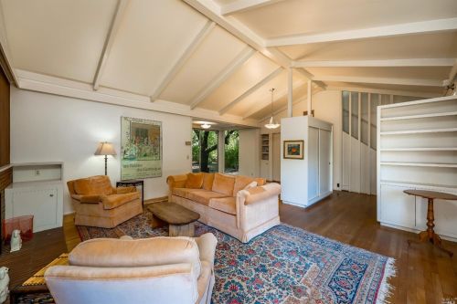 817 Walnut Ave, Ukiah CA  95482-3702 exterior