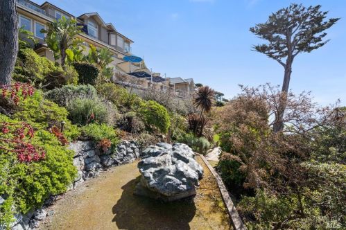 333 Belvedere Ave, Tiburon CA 94920-2429 exterior