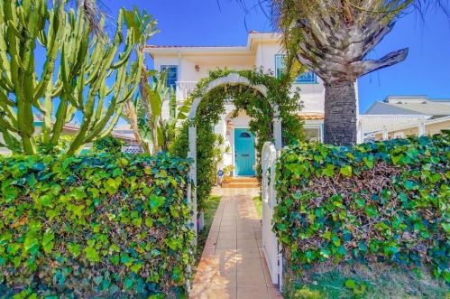 4684 Saratoga Ave, San Diego, CA 92107-2247