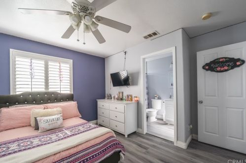 21825 Ravenna Ave, Long Beach CA  90745-3132 exterior