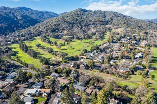 930 Live Oak Ave, Ukiah CA  95482-3733 exterior
