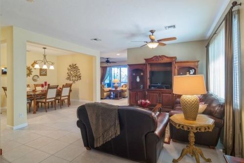 1831 Newport Isles Blvd, Fort Pierce, FL 34953-4586
