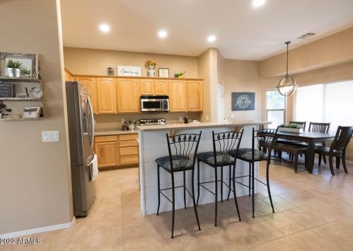 628 Stottler Dr, Gilbert AZ 85296-8387 exterior