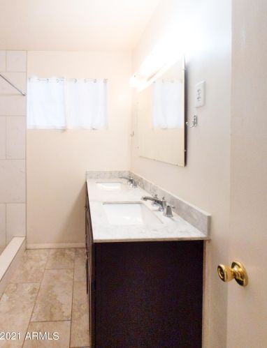 6220 14th St, Phoenix AZ 85014-1794 exterior