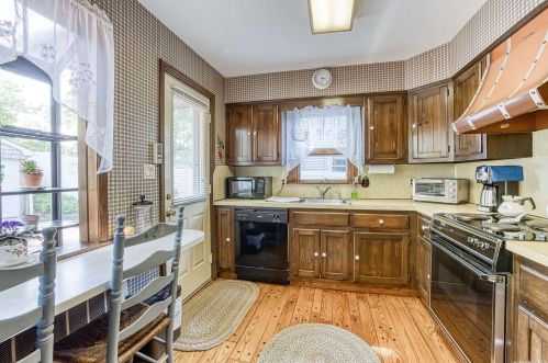 62 Bellecrest Ave, Elwood NY  11731-1205 exterior