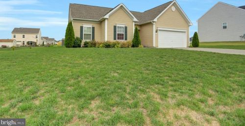 15565 Wedgewood Dr, Upton, PA 17225-8728